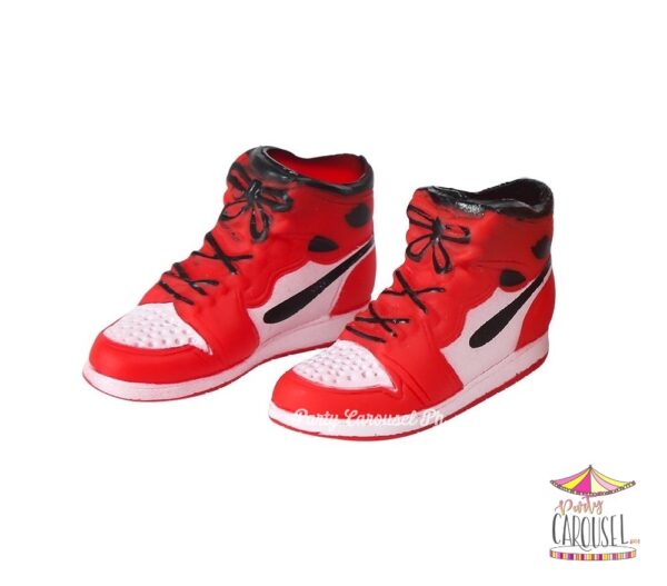 sneakertopper1